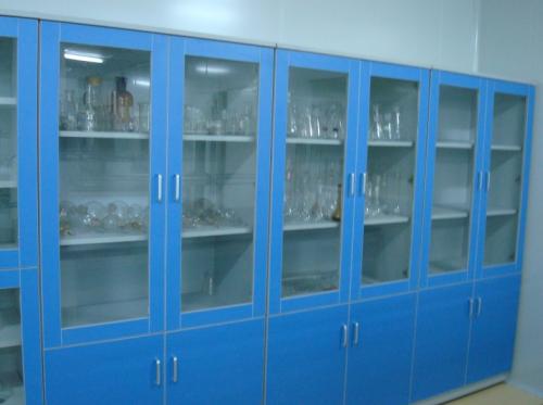 实验室不同种类的器皿柜的材质与结构
